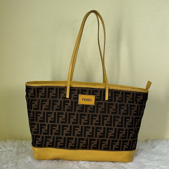 💯Authentic Fendi Roll tote Zucca Canvas Handbag🍀 - Picture 4 of 17